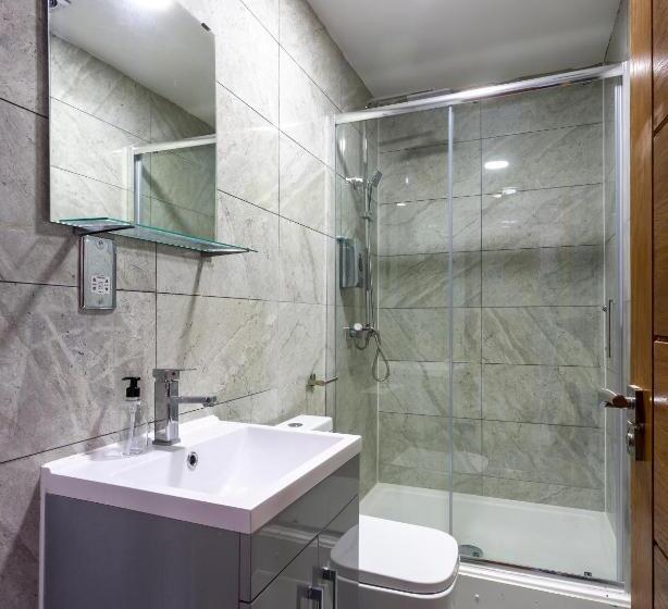 スタンダードルーム, Wellesley