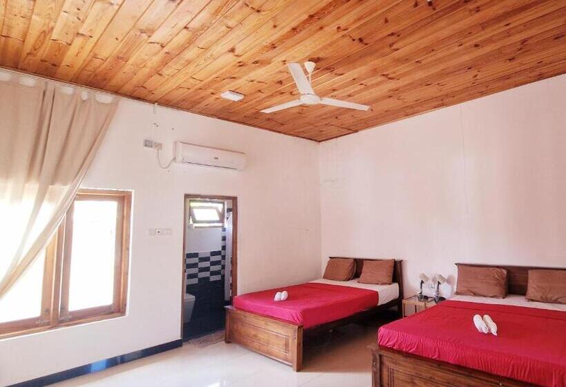 정원 전망 4인용 스탠다드 룸, Italian Guest