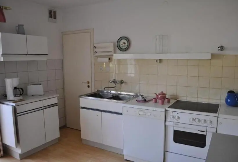 آپارتمان 1 خوابه همکف, Das Christine Appartement