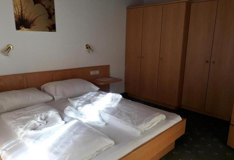 דירה בת חדר שינה 1 עם מרפסת, Das Christine Appartement