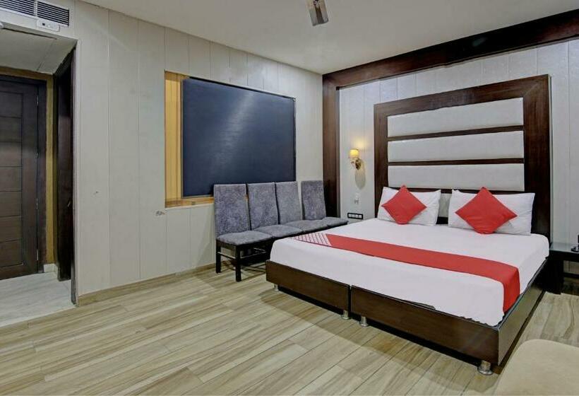 اتاق کلاسیک سه تخته, Oyo 26766 Laxmi Abode