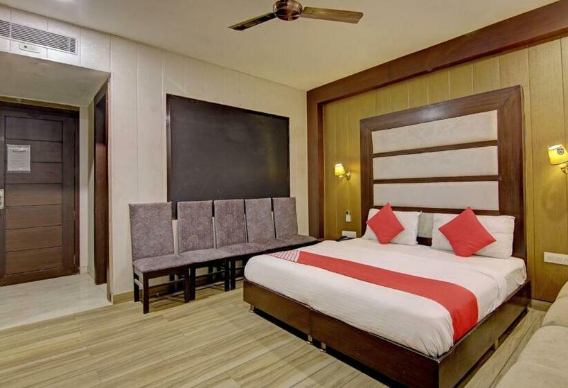 اتاق کلاسیک سه تخته, Oyo 26766 Laxmi Abode