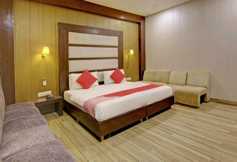 اتاق کلاسیک سه تخته, Oyo 26766 Laxmi Abode