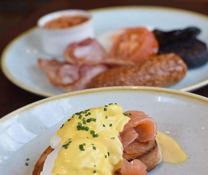 غرفة قياسية, The Olde Ship Inn