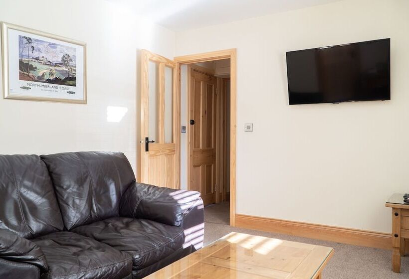 بنجلو قياسى, The Olde Ship Inn