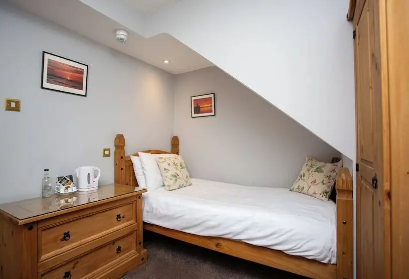 Standard Single Room, The Olde Ship Inn