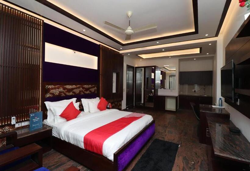 Студия Deluxe, Jjk Rukmini Vilas Hotel & Banquet