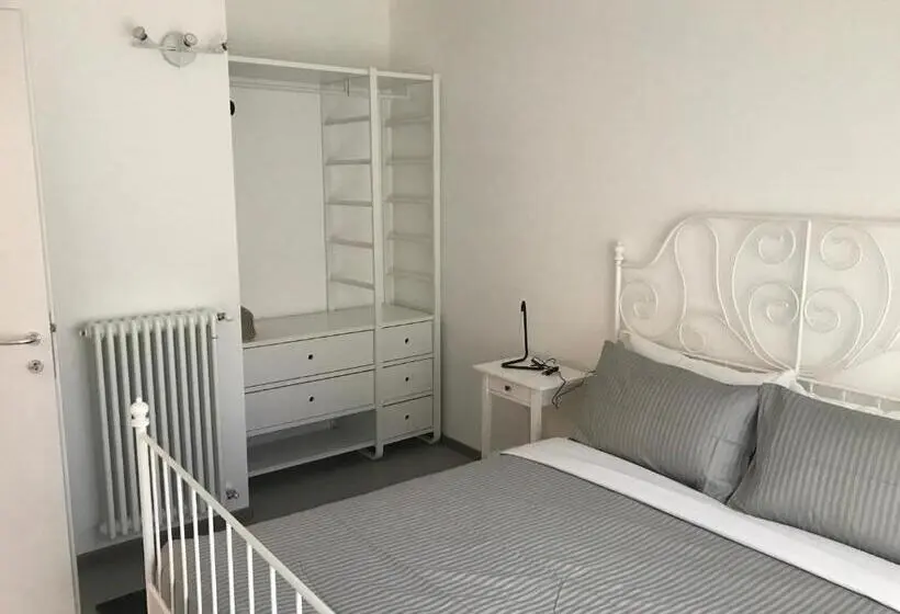 庭の見える１ベッドルームアパートメント, Residence Alessandra