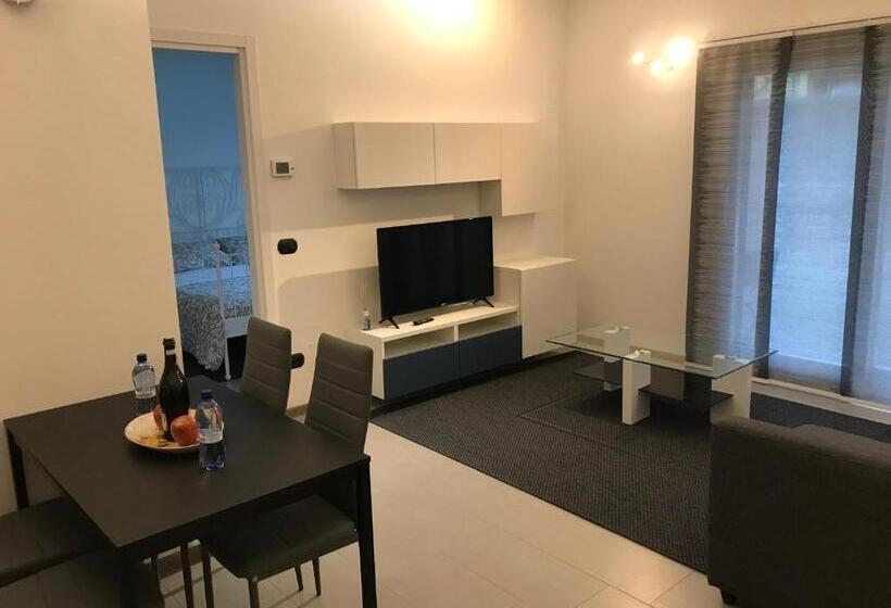Havuz Manzaralı 1 Yatak Odalı Daire, Residence Alessandra
