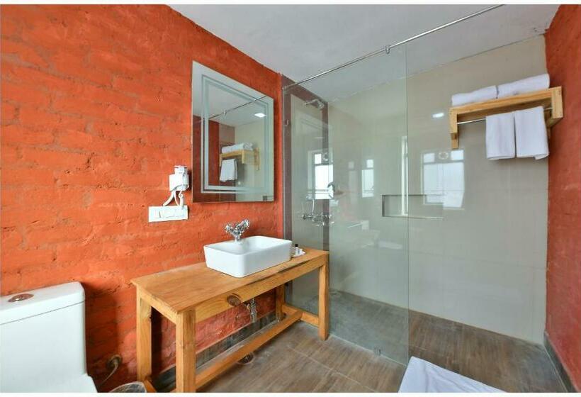 스탠다드 룸 킹사이즈 침대, Fort Aranya