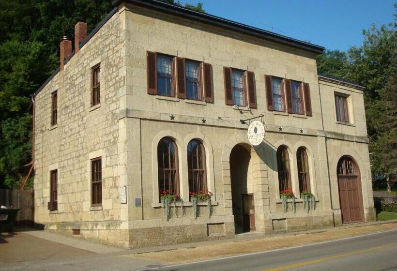 キングサイドベッドのスタンダードワンルーム, Abe's Spring Street Guest House