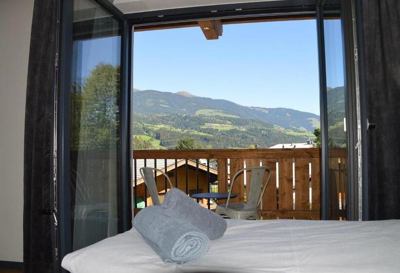 חדר סטנדרט עם מרפסת, Herz3 Hotel Bar Restaurant Trattoria