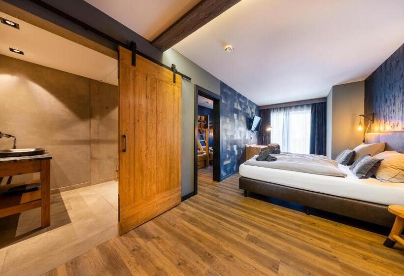 חדר משפחתי, Herz3 Hotel Bar Restaurant Trattoria