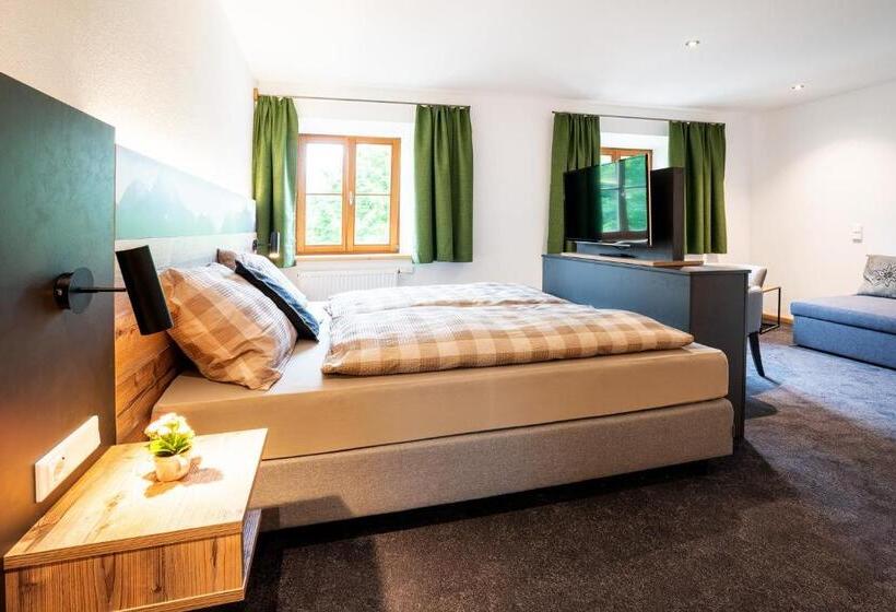 디럭스 룸, Rait´ner Wirt