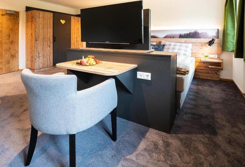 디럭스 룸, Rait´ner Wirt