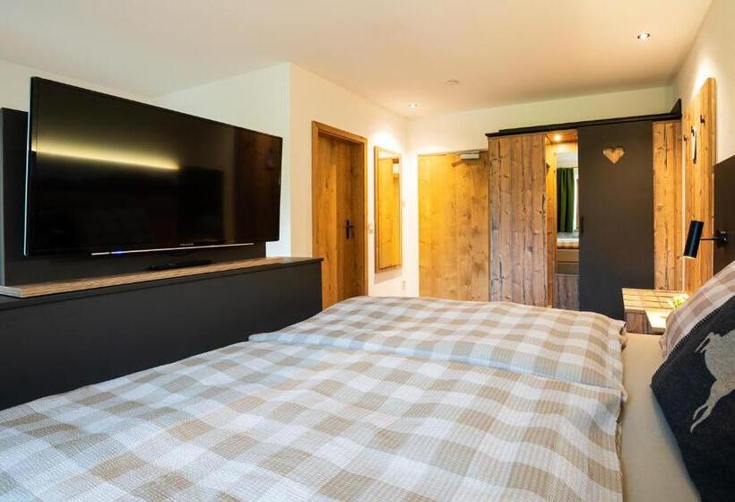 디럭스 룸, Rait´ner Wirt