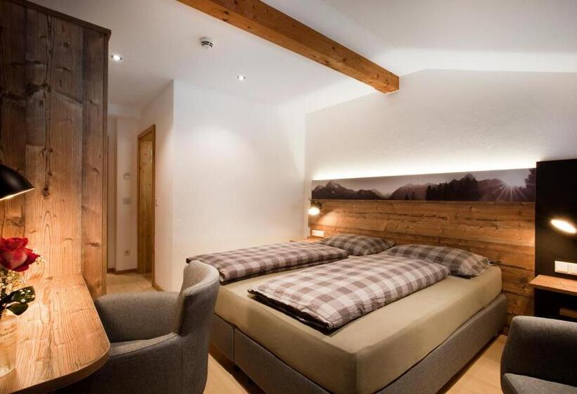 스탠다드 룸, Rait´ner Wirt