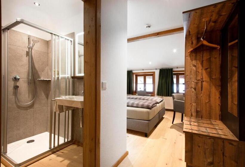 스탠다드 룸, Rait´ner Wirt