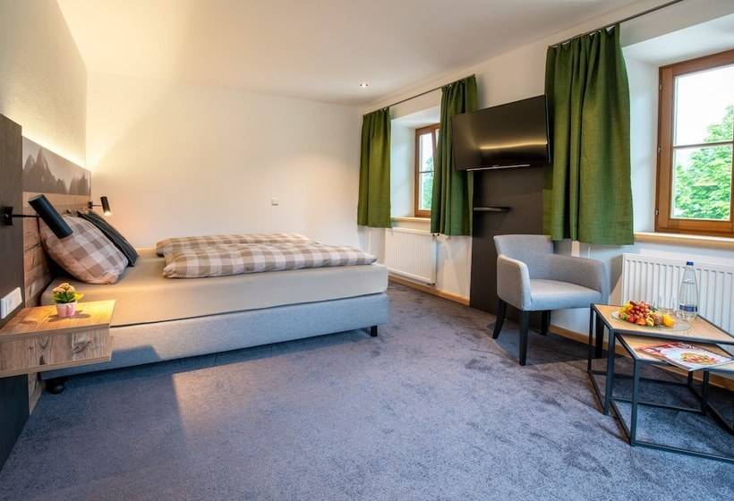 디럭스 룸, Rait´ner Wirt