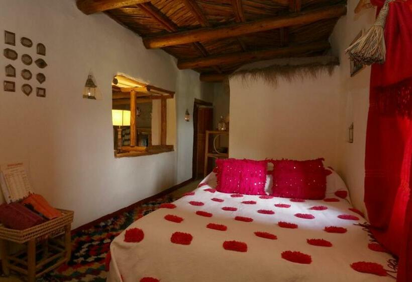 اتاق استاندارد سه نفره, Douar Samra