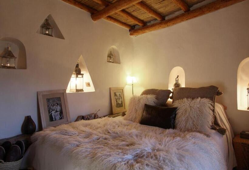 سوئیت جونیور با چشمانداز باغ, Douar Samra