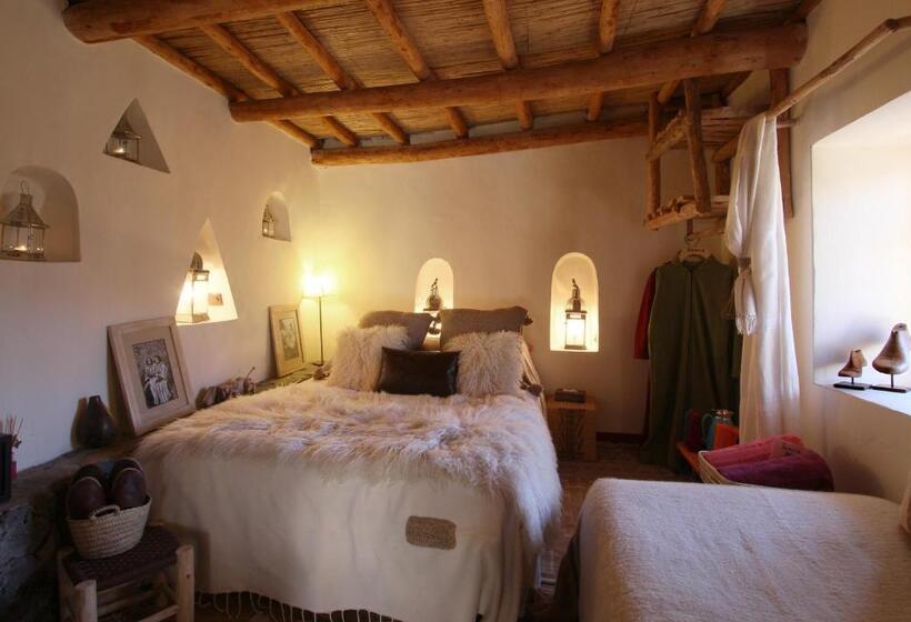 سوئیت جونیور با چشمانداز باغ, Douar Samra