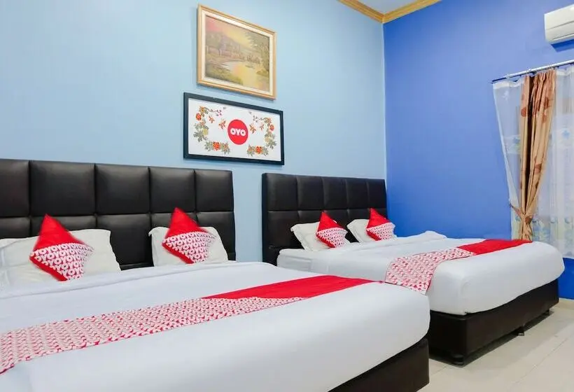 سوییت خانوادگی, Oyo 778 Guest House Amalia Malang