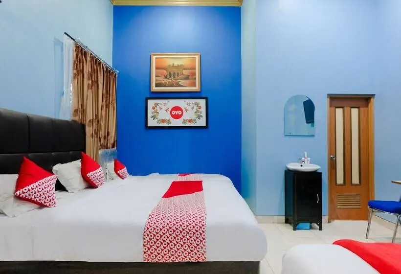 سوییت خانوادگی, Oyo 778 Guest House Amalia Malang