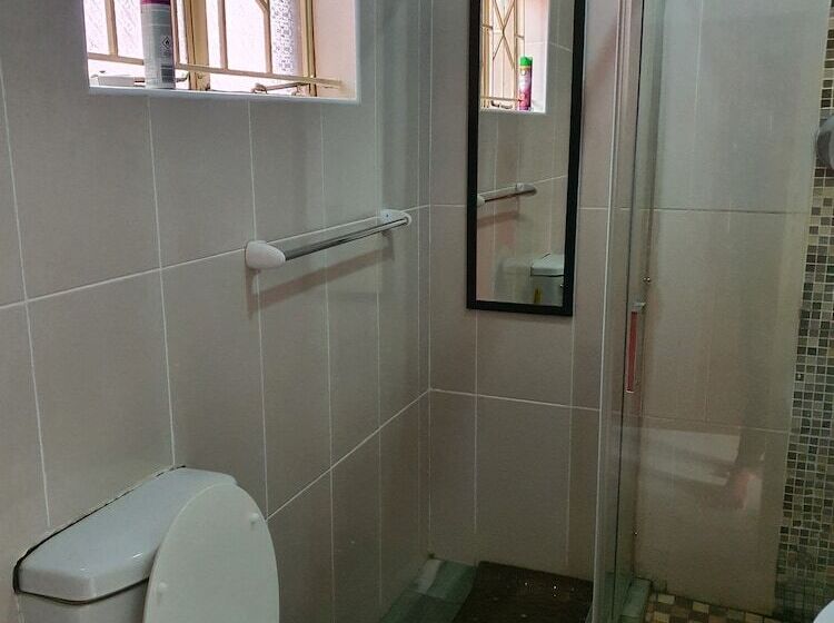 חדר דלוקס, Rs Garden Guesthouse