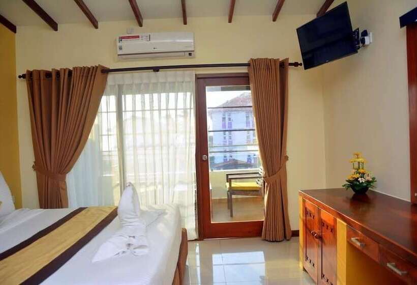 标准三人间, Beach Corridor Hotel & Spa