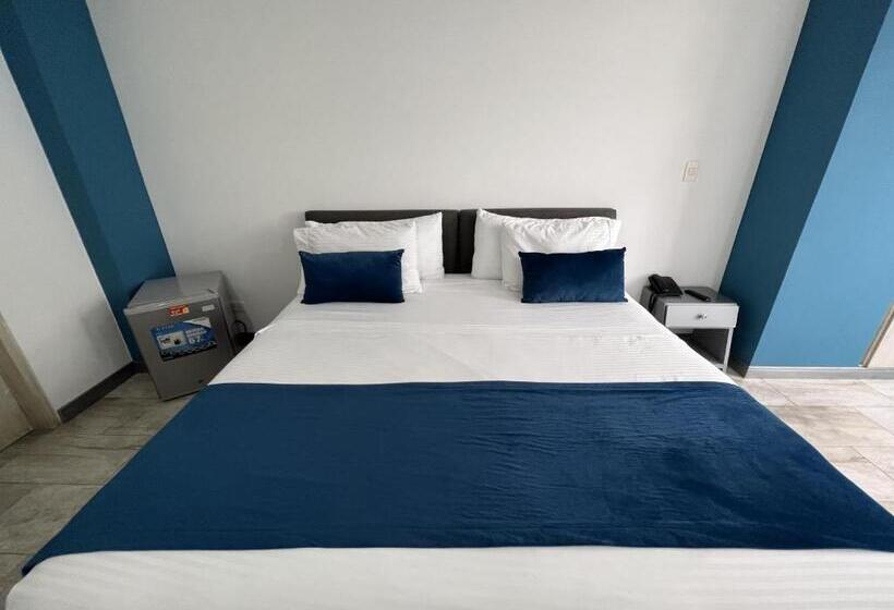 套房, Rosales Gold