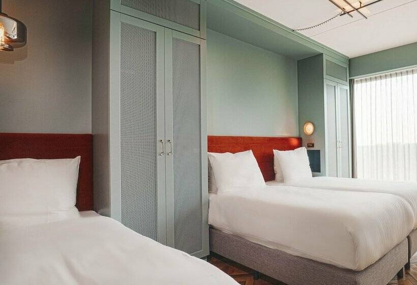 غرفة قياسية ثلاثية, Olympic