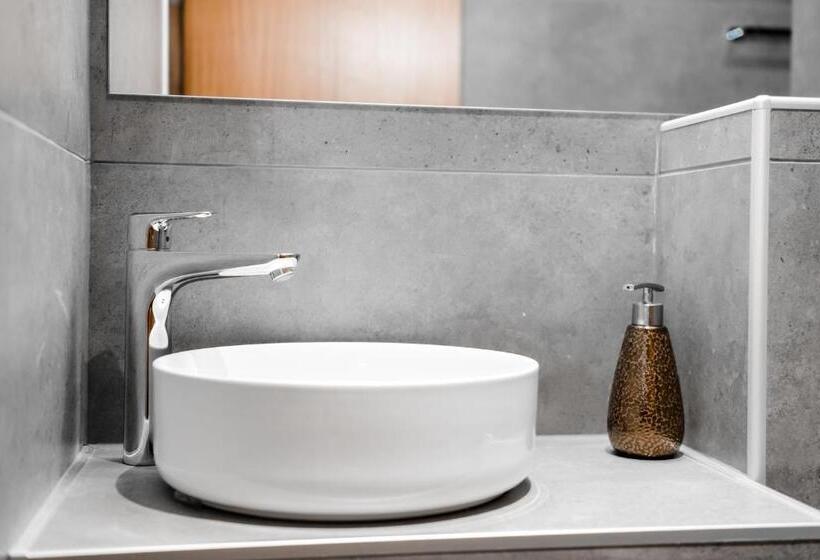 חדר סטנדרט נוף להרים, Ingrids Apartments