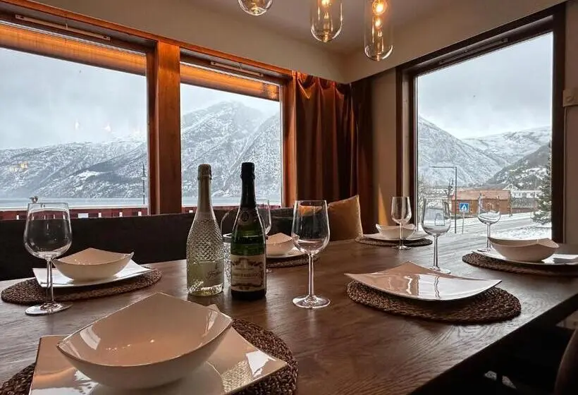 1 Bedroom Apartment Lake View, Ingrids Apartments