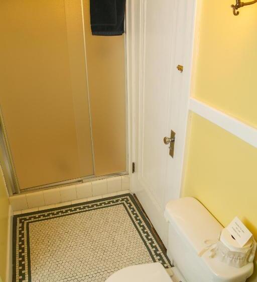 חדר דחוקס עם מיטת קינג, Spencer House Bed & Breakfast