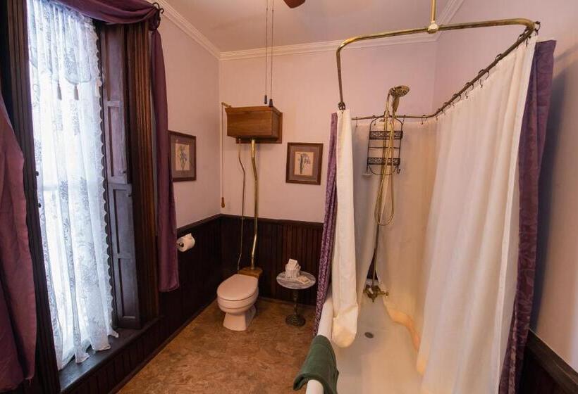 غرفة قياسية مع حمام خارجي, Spencer House Bed & Breakfast