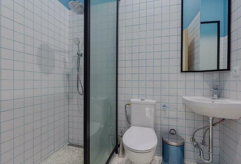 اتاق خانوادگی, Back2me