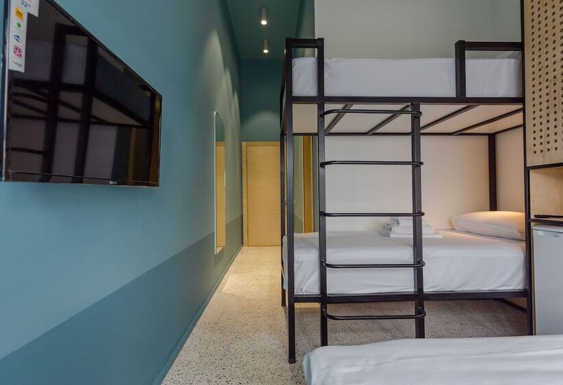 اتاق خانوادگی, Back2me