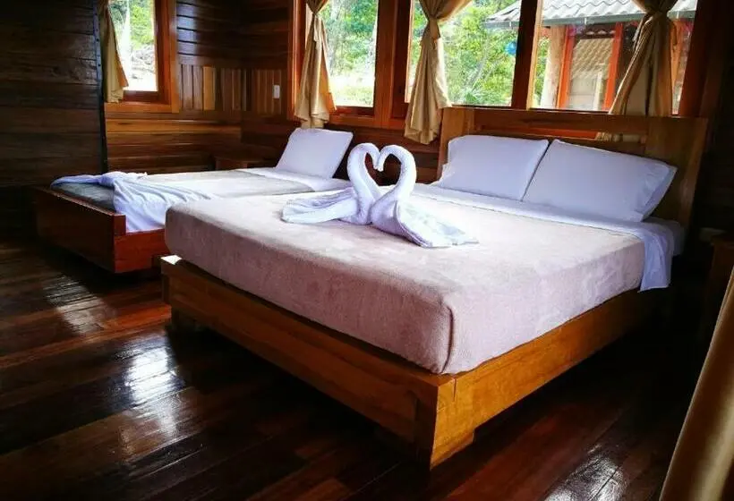 スタンダードルーム, Heimatlos Amazon Lodge