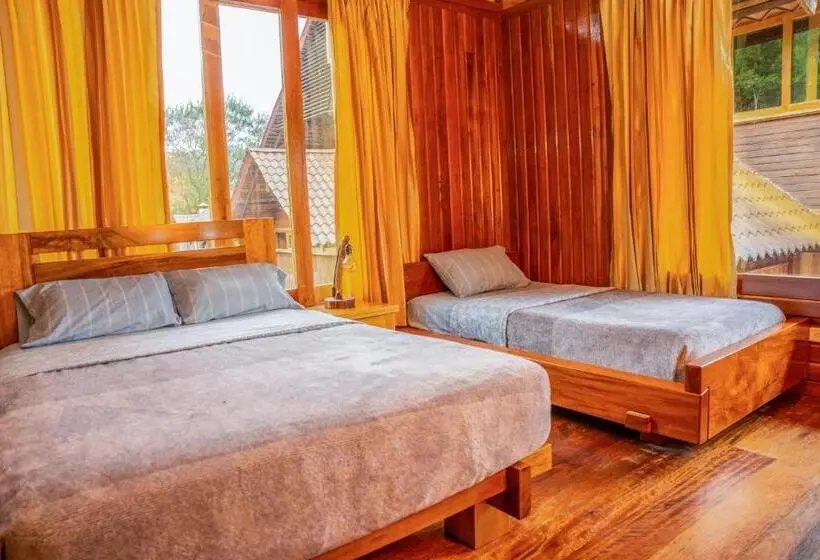 スタンダードトリプルルーム, Heimatlos Amazon Lodge