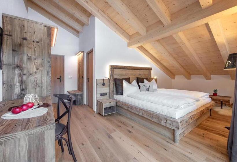 발코니 디럭스 룸, Naturhotel Runa