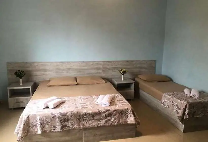 اتاق استاندارد سه نفره, Gio 350