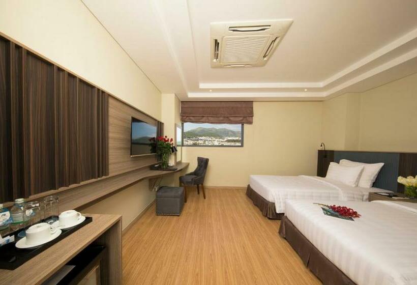 اتاق سوپریور با چشمانداز شهر, Areca Hotel Nha Trang