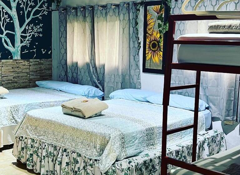 ファミリールーム, Bambito´s Café & Hostel