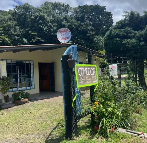 エコノミールーム, Bambito´s Café & Hostel
