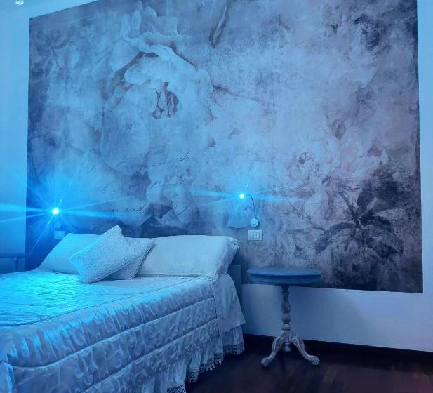 Standard room with outdoor bath, A Due Passi Olbia