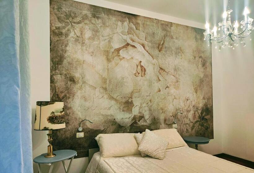 Standard room with outdoor bath, A Due Passi Olbia