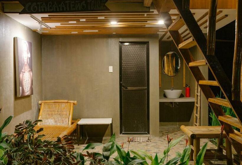 اتاق استاندارد با بالکن, Your Brothers House Tribal Village