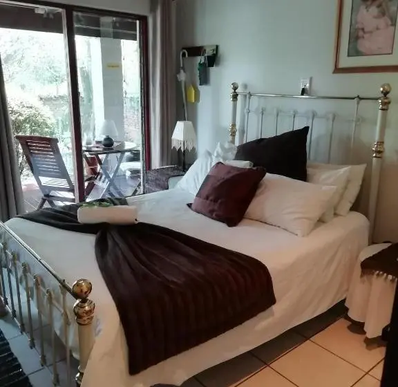Standard-huone Puutarhanäkymä, Rustic Butler B&b