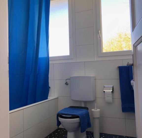 Suite with lake view, La Maison Des Copains